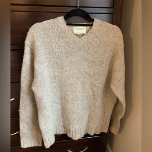 AE Men’s Wool Sweater - Size XL